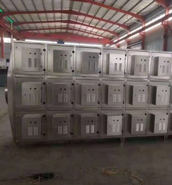 蜂窩電場和板式電場的區(qū)別